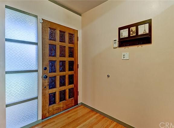 5th image of 740 Kempton Ave
