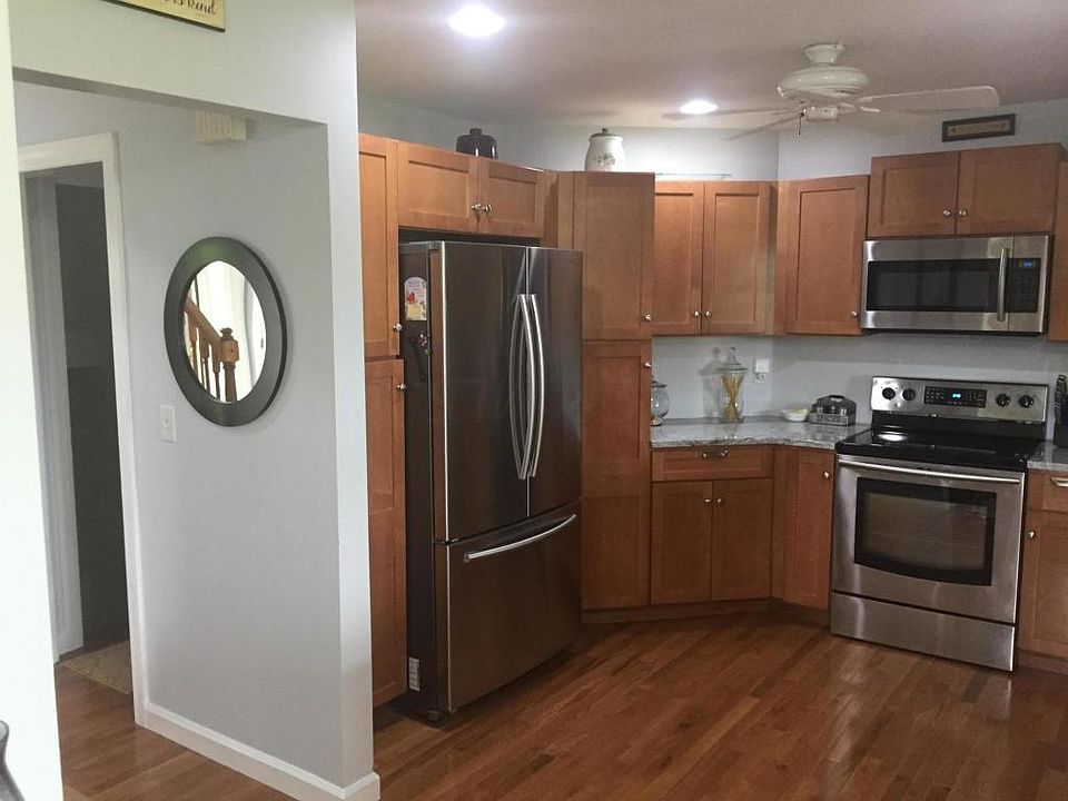 2nd image of 2656 Lytle Rd