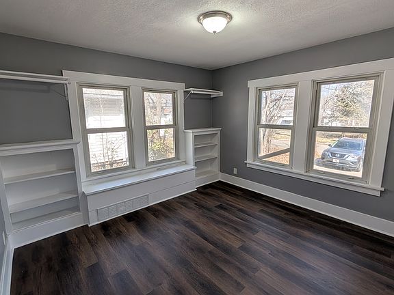 Bedroom #1