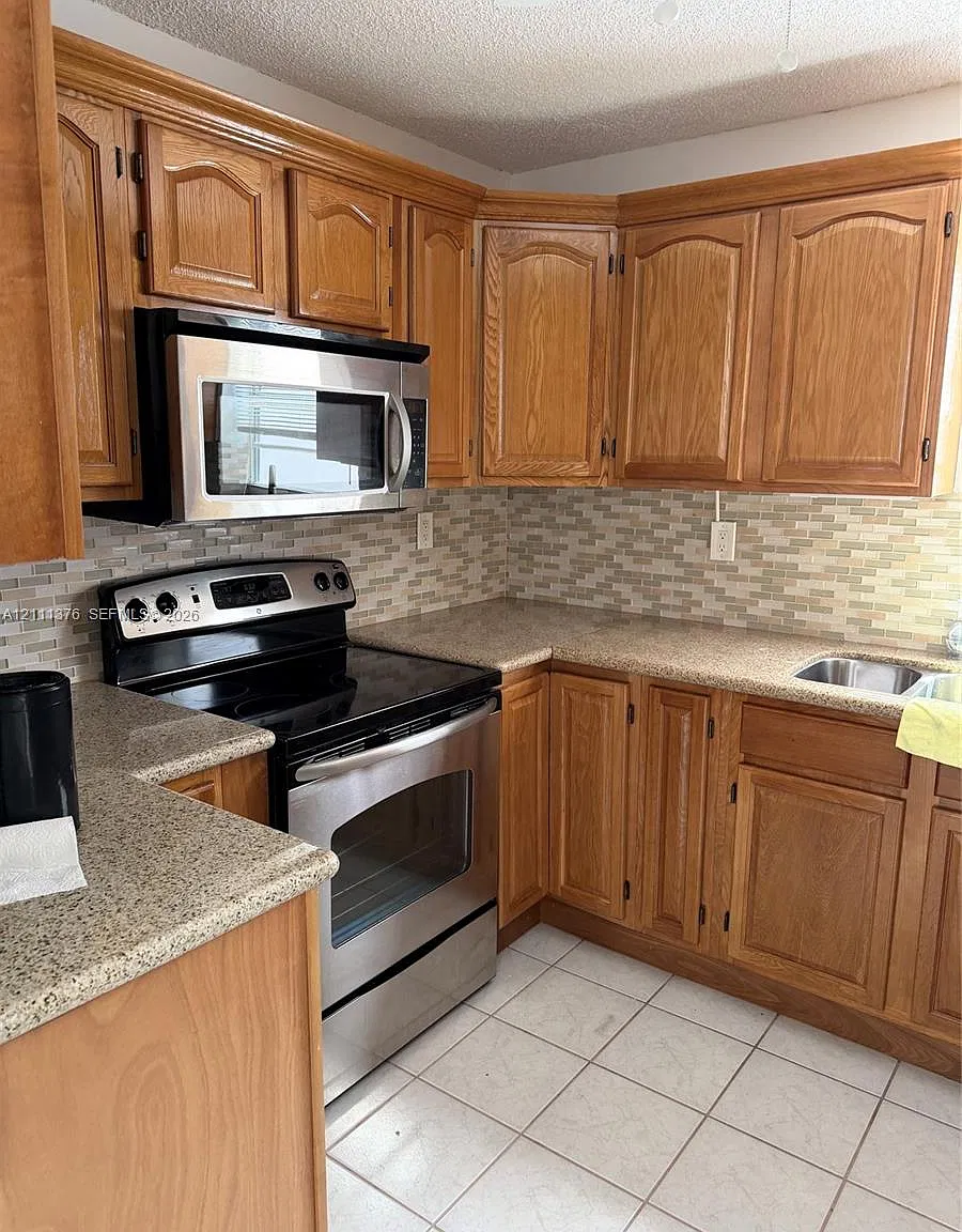 326 Ocean Drive Condo — Photo 1