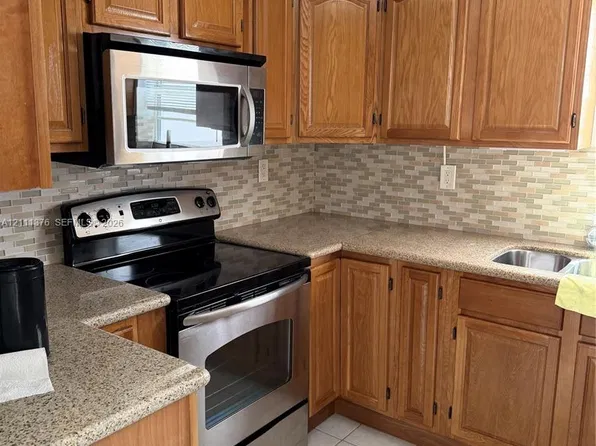 326 Ocean Dr APT 4, Miami Beach, FL 33139