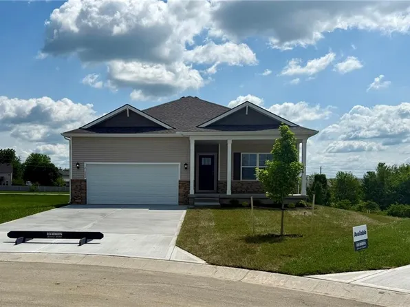 21804 Vinci Cir, Peculiar, MO 64078