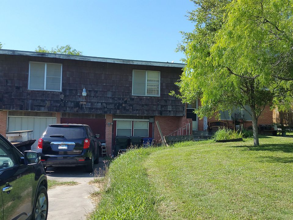 1st image of 240 Wildwood Dr