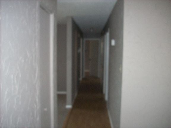 2nd image of 4211 SW Summit Ave