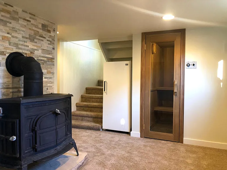 3790 High Ct — Photo 14