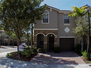 8884 SW 225th St, Cutler Bay, FL 33190