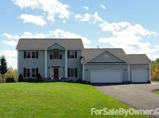 524 Shackelton Point Rd, Bridgeport, NY 13030