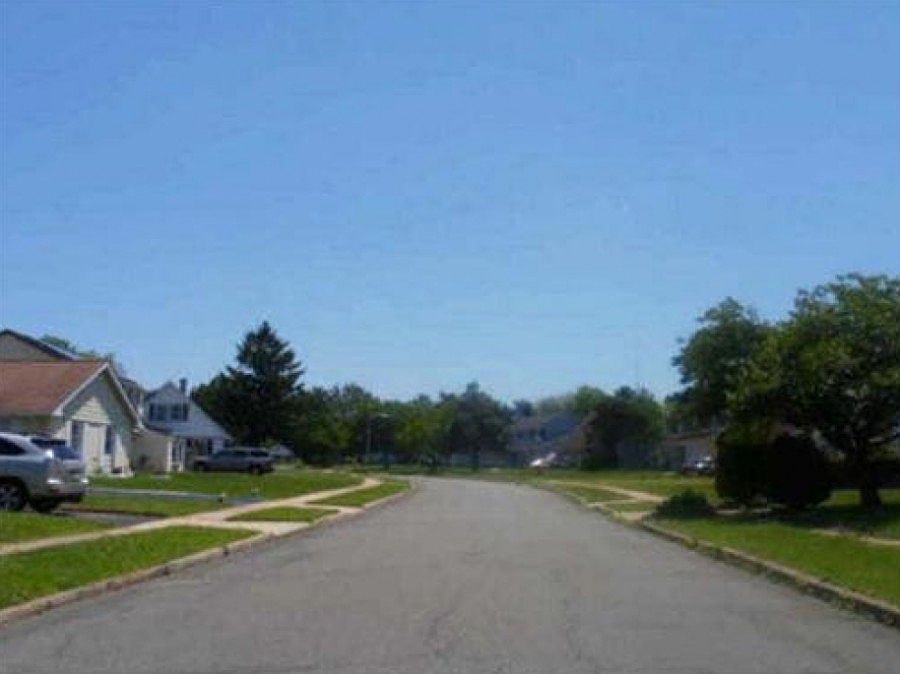 2nd image of 29 Buckeye Ln