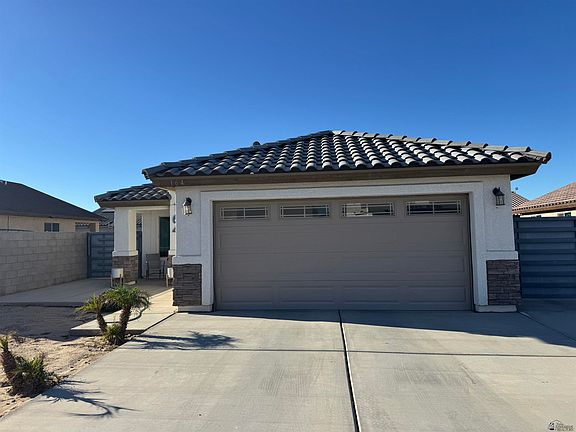 3rd image of 164 N Cecilia Torres Ct