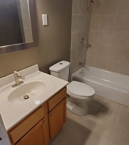 366 Ellsworth St — Photo 9