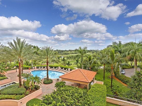 4th image of 13621 Deering Bay Dr