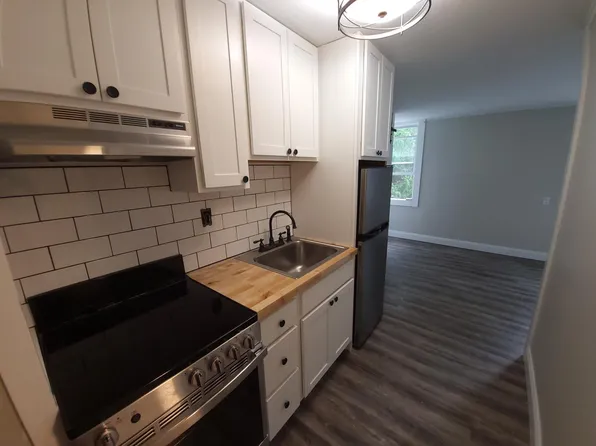 59 Cumberland St APT 2, Brunswick, ME 04011