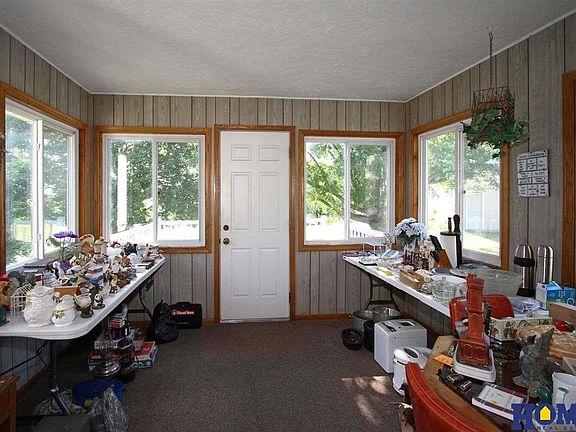 5th image of 2220 S 202nd St