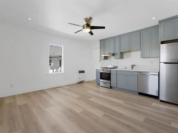 1335 E 3rd St #8, Long Beach, CA 90802