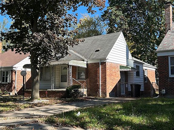 3rd image of 14558 Chatham St