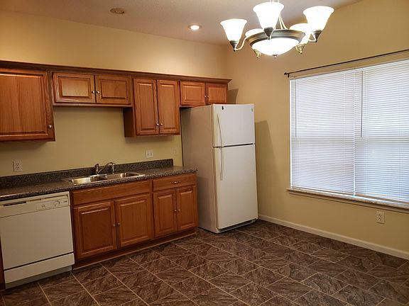 Spacious Kitchen