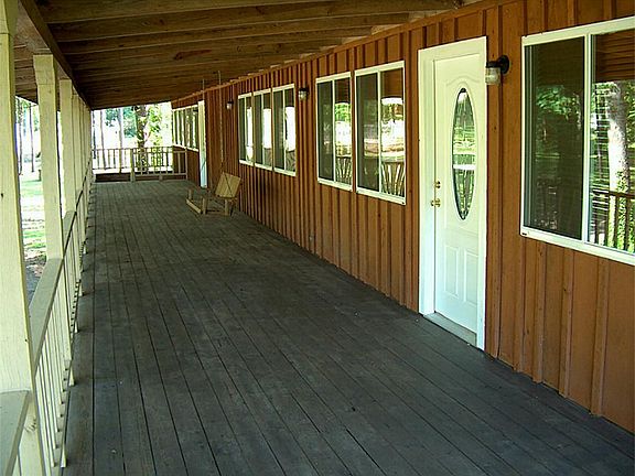 4th image of 18104 Ella Blvd