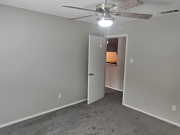 3rd image of 403 S 4th St