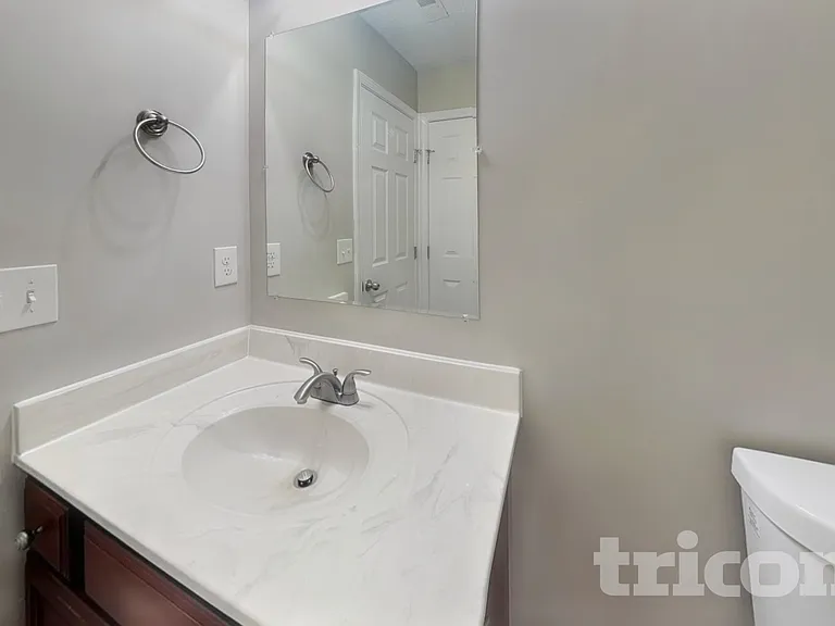 912 Tapoco Ct — Photo 15