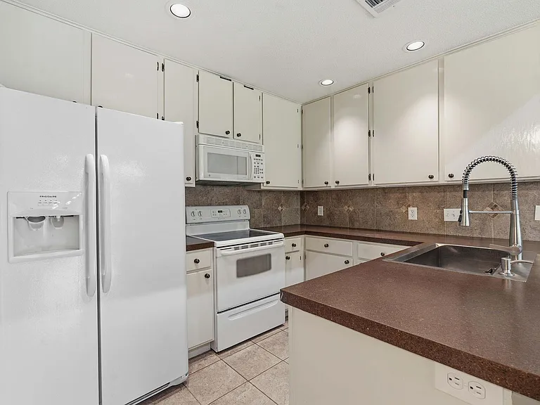 1748 Ohlen Rd #24 — Photo 9