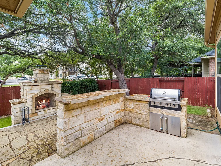 10803 Newcroft Pl — Photo 32