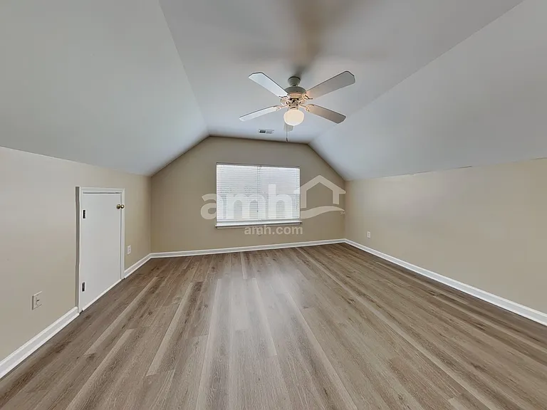 3907 Gisbourne Dr — Photo 16