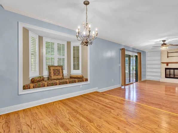 700 Country Club Ave NE, Fort Walton Beach, FL 32547