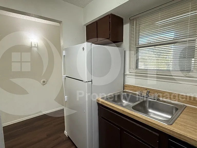 410 Bryan St #10 — Photo 10