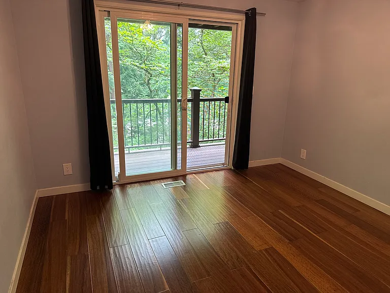 995 Idylwood Dr SW — Photo 12