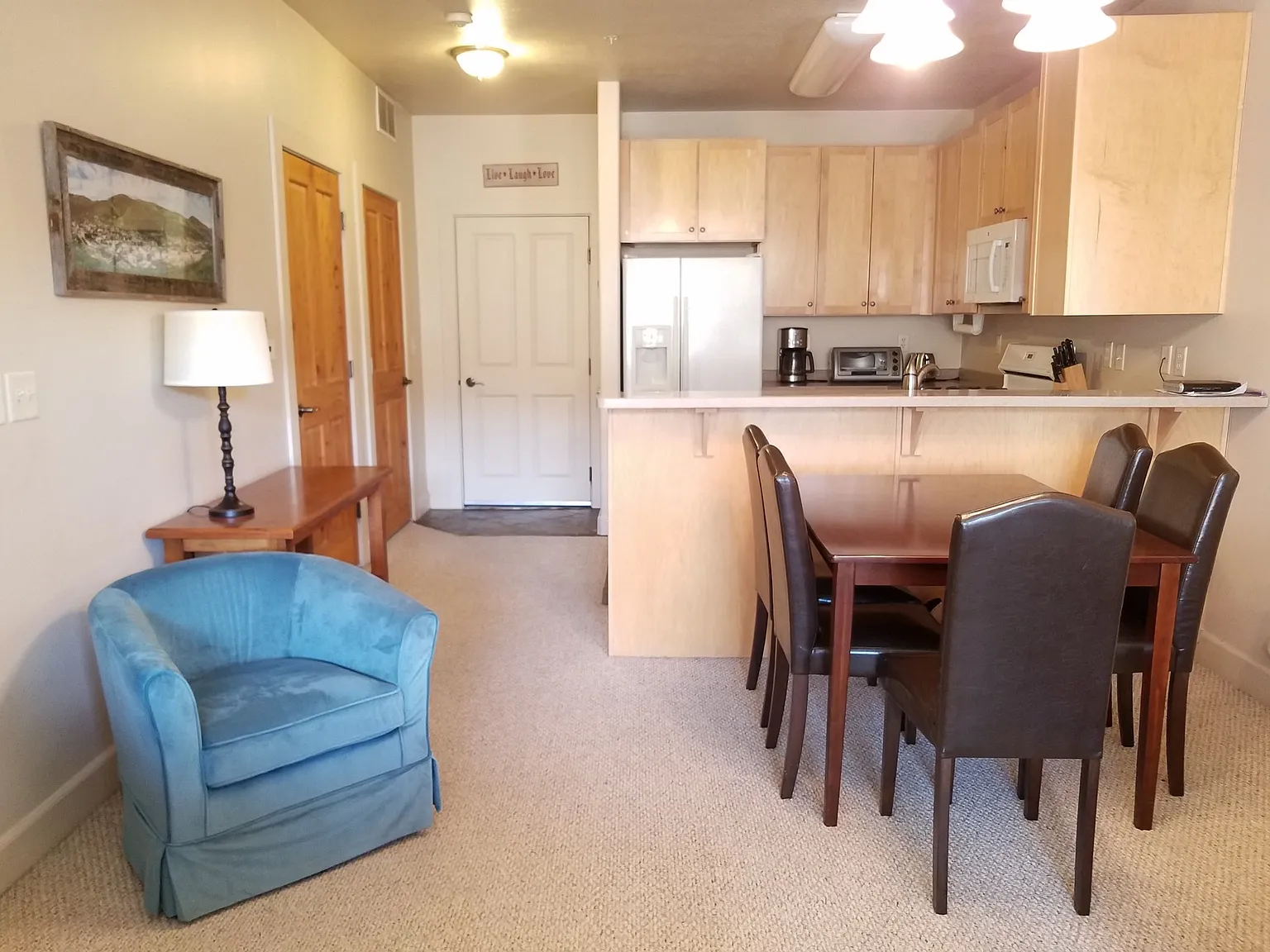 2 bed, 900 sqft, $2,900 — Photo 4