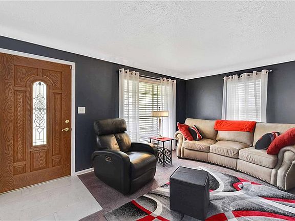 4th image of 5115 Krueger Ave