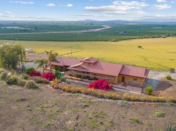 21034 Rocky Hill Drive, Exeter, CA 93221