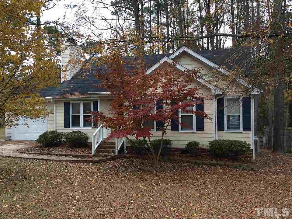 1st image of 3504 Castlegate Dr