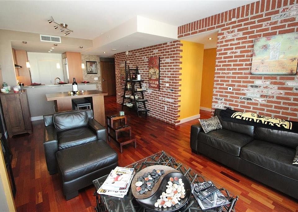 1st image of 325 7th Ave Unit 1708
