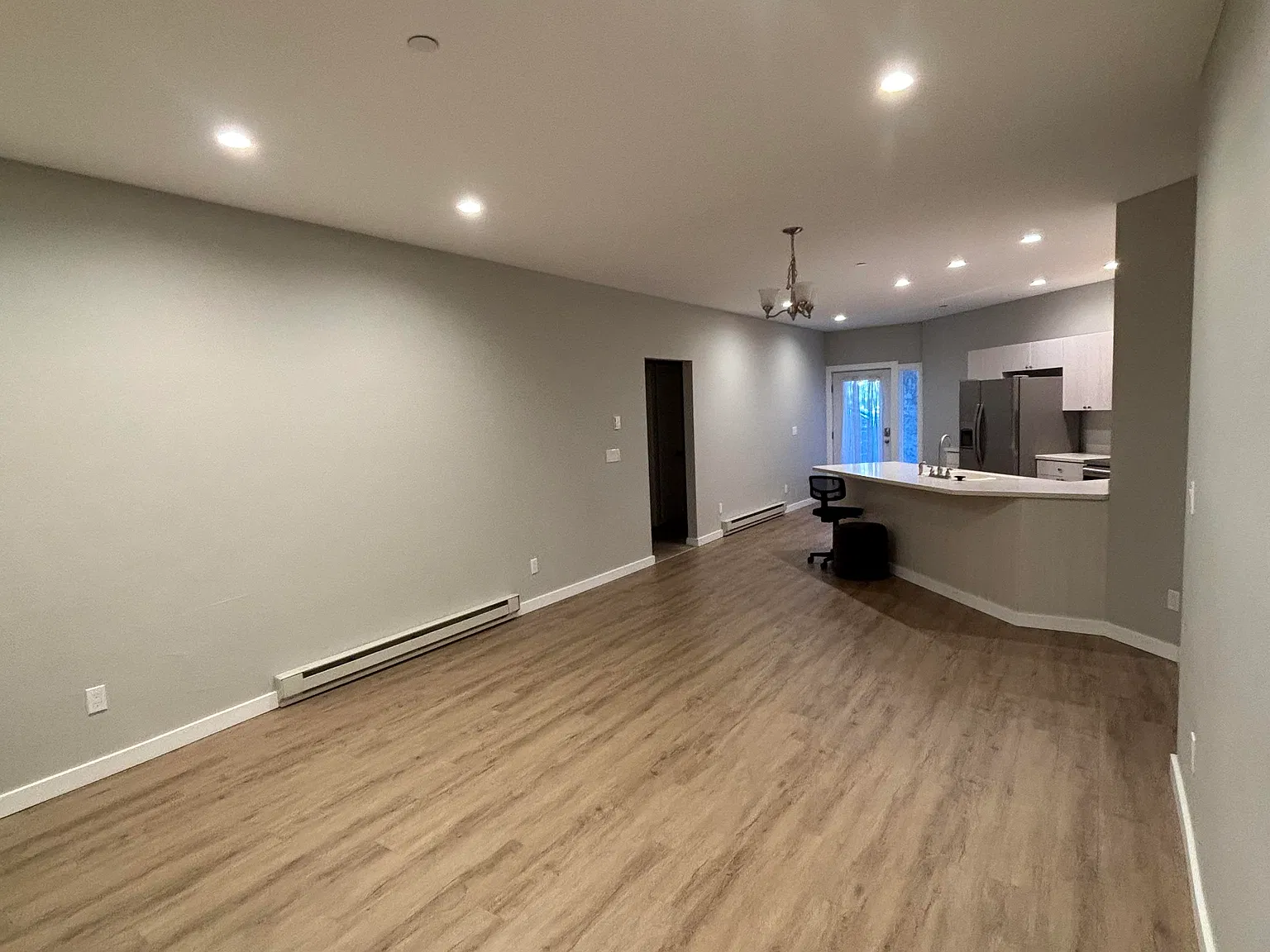 3 bed, 1569 sqft, $4,450 — Photo 1