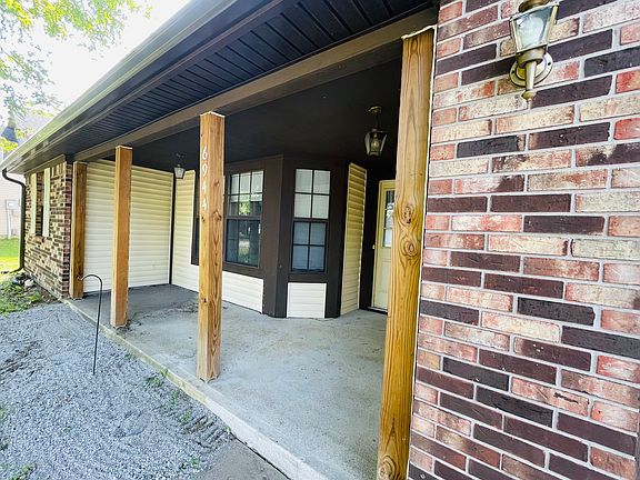 3rd image of 6944 Kellum Dr