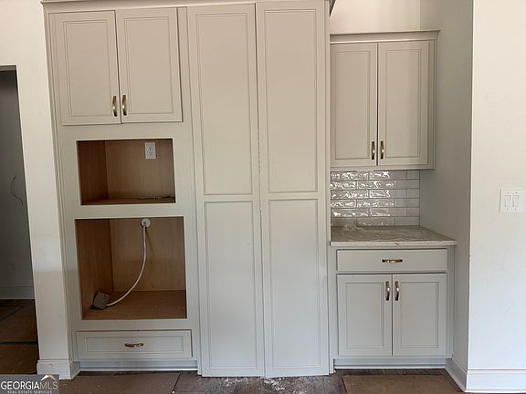 5th image of 1 Reidsboro Rd