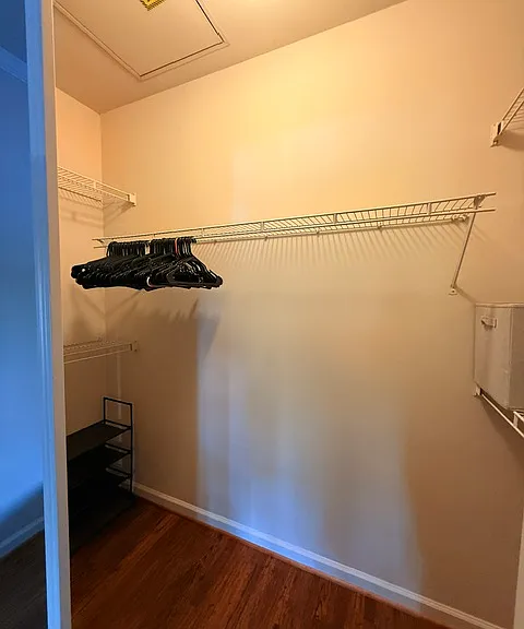 1015 Weybridge Ct #306 — Photo 5