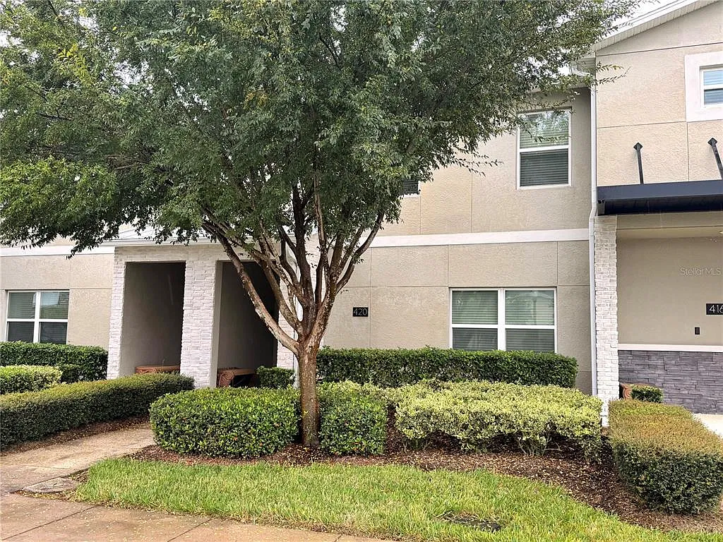 4 bed, 3.0 bath, 1914 sqft, $2,850 — Photo 2