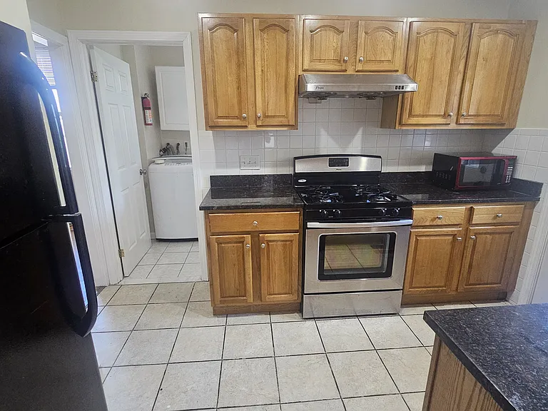 28 Terrace Ave #2F — Photo 22