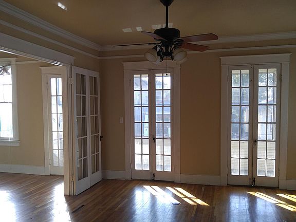 2nd image of 2223 Jena St