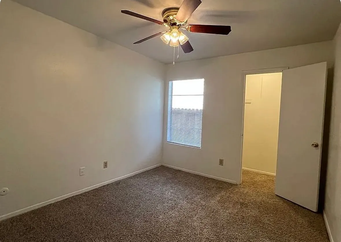2 bed, 1100 sqft, $850 — Photo 4