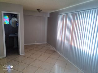 4389 Cy Cliffview Cir #1, Las Vegas, NV 89121