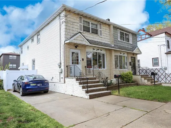 262 Burgher Ave, Staten Island, NY 10305