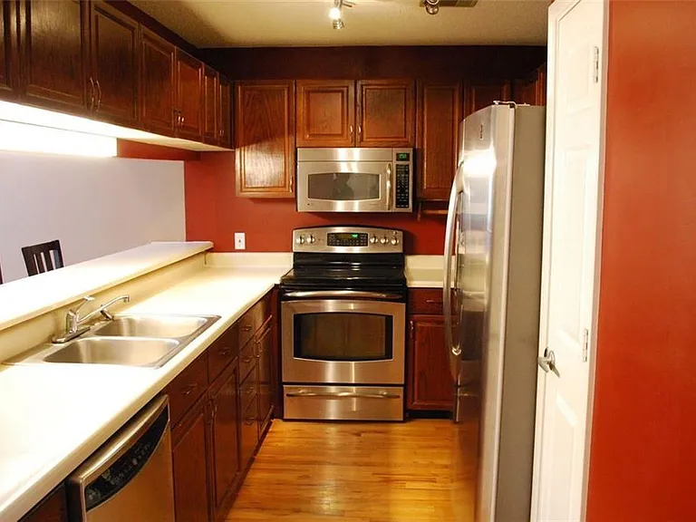 3502 Tradewinds Dr — Photo 9
