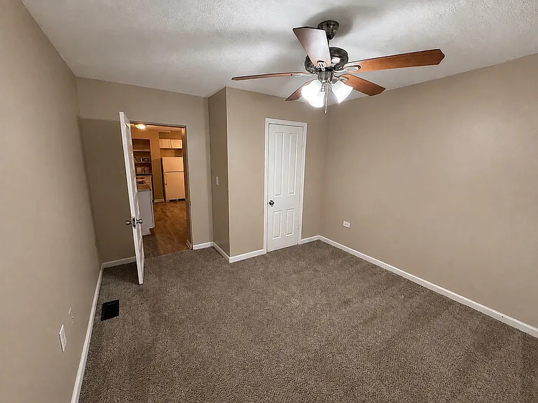 1120 Putnam St #1 — Photo 14