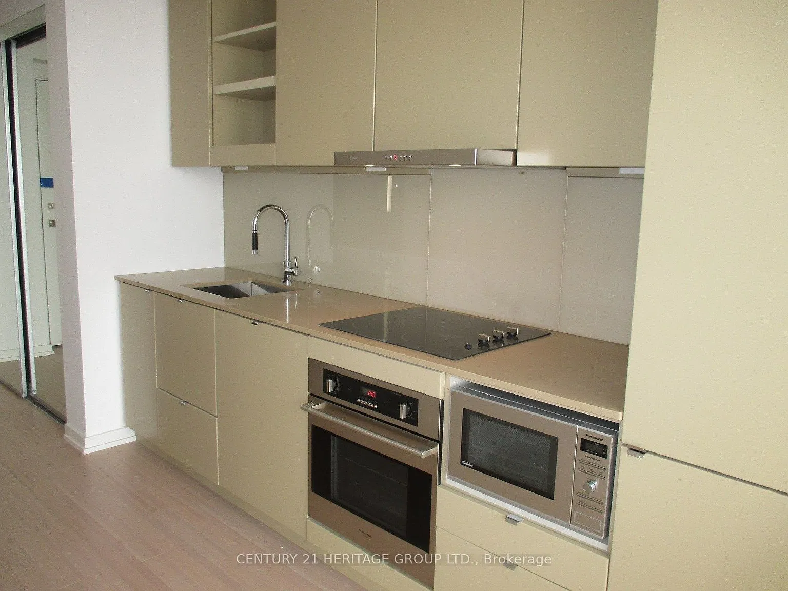 1 bed, $2,300 — Photo 2