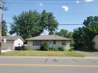 627 Grant St, Anoka, MN 55303