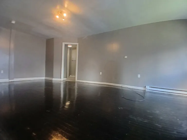 928 Burnet Ave #5 — Photo 5