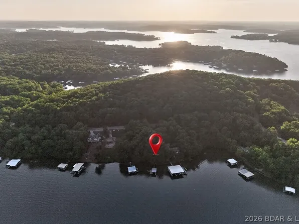 1054 Linn Creek Rd, Lake Ozark, MO 65049